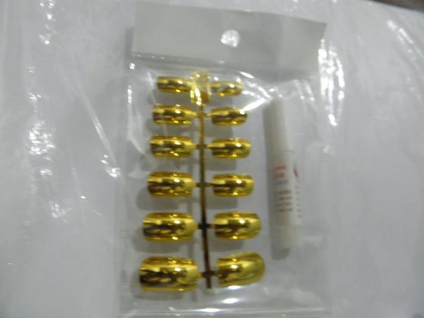 UNHAS POSTIÇAS DOURADAS + COLA